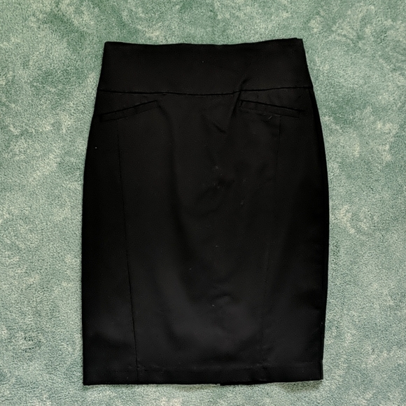 High waisted black pencil skirt - Picture 1 of 3